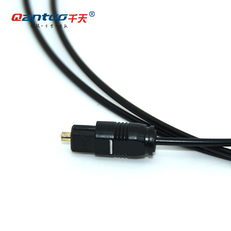 千天(Qantop) QT564-A 光纤音频线评测 小巧尺寸下的高质量数字音频传输